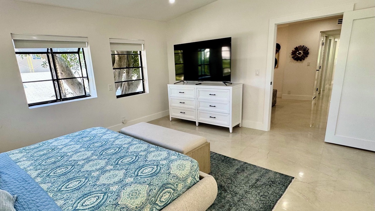 Photo of Bedroom in Hendricks and Venice Isles