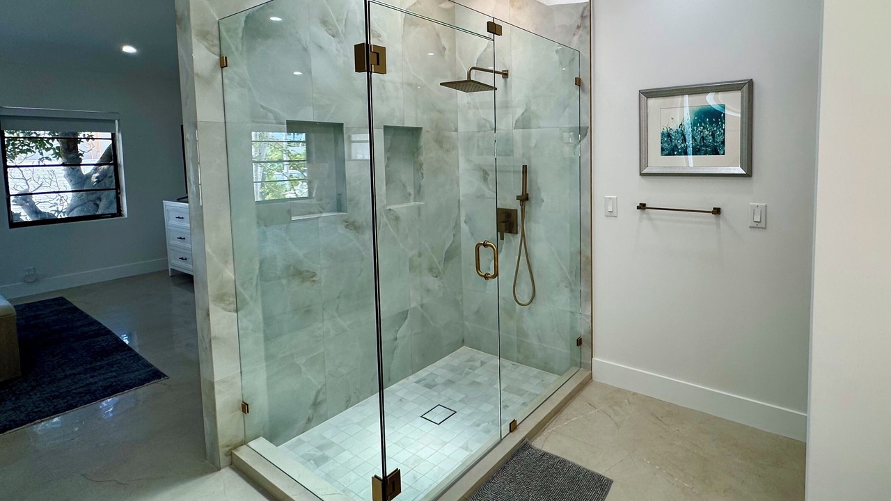 Photo of Bathroom in Hendricks and Venice Isles