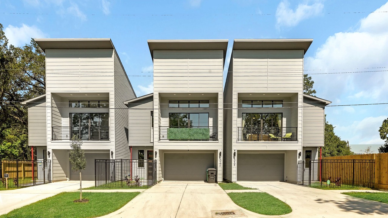 Photo of Outdoor in Riverside Terrace