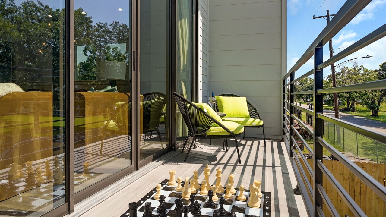 Photo of Outdoor in Riverside Terrace