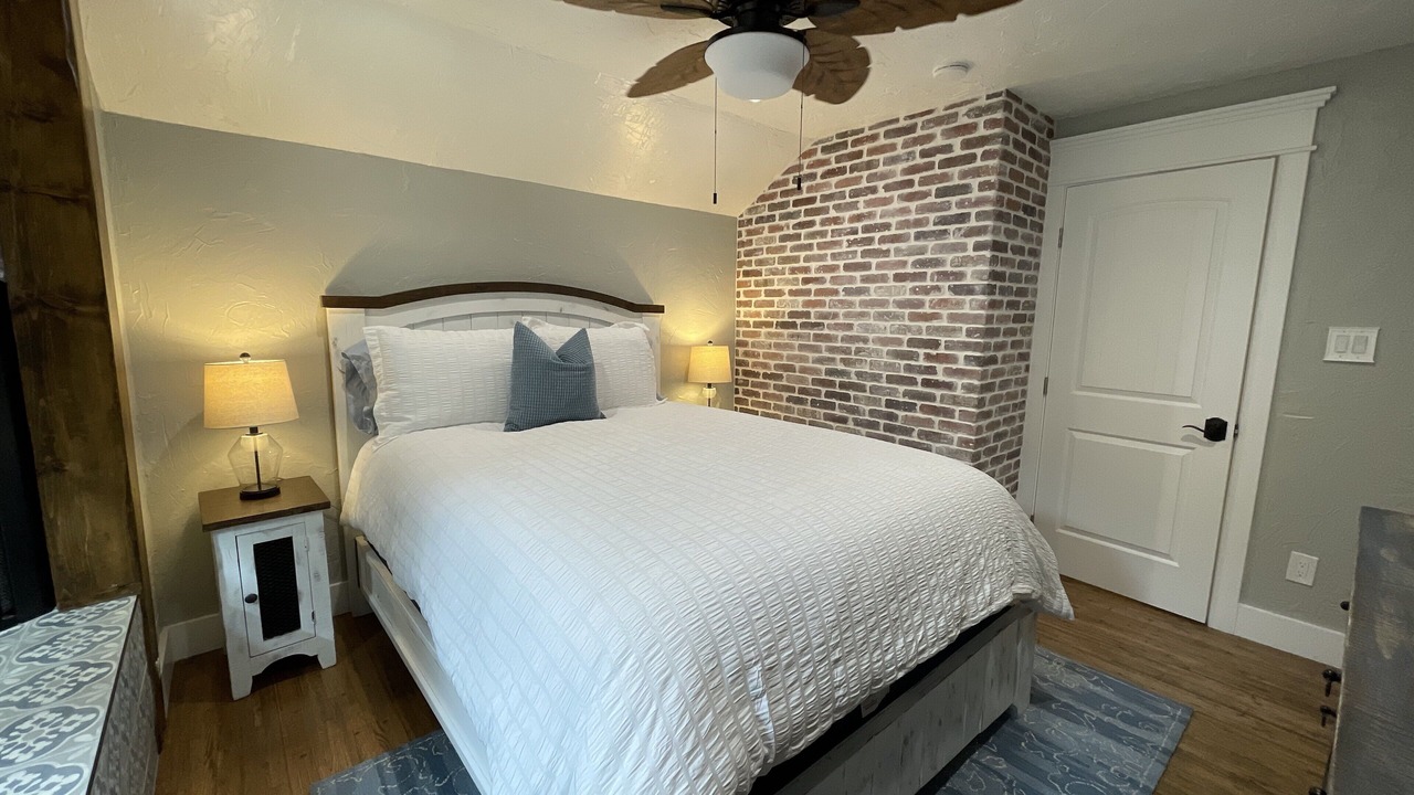Photo of Bedroom in West Colorado Springs