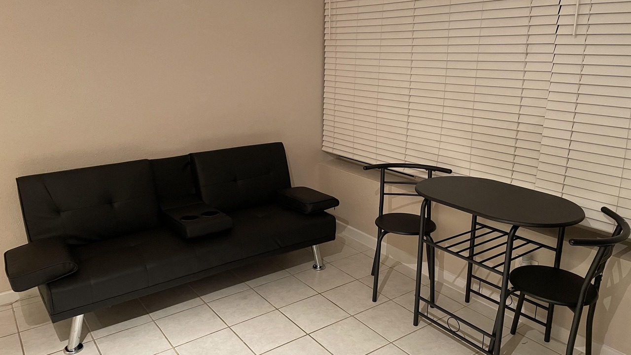 Photo of Livingroom in Capitol District