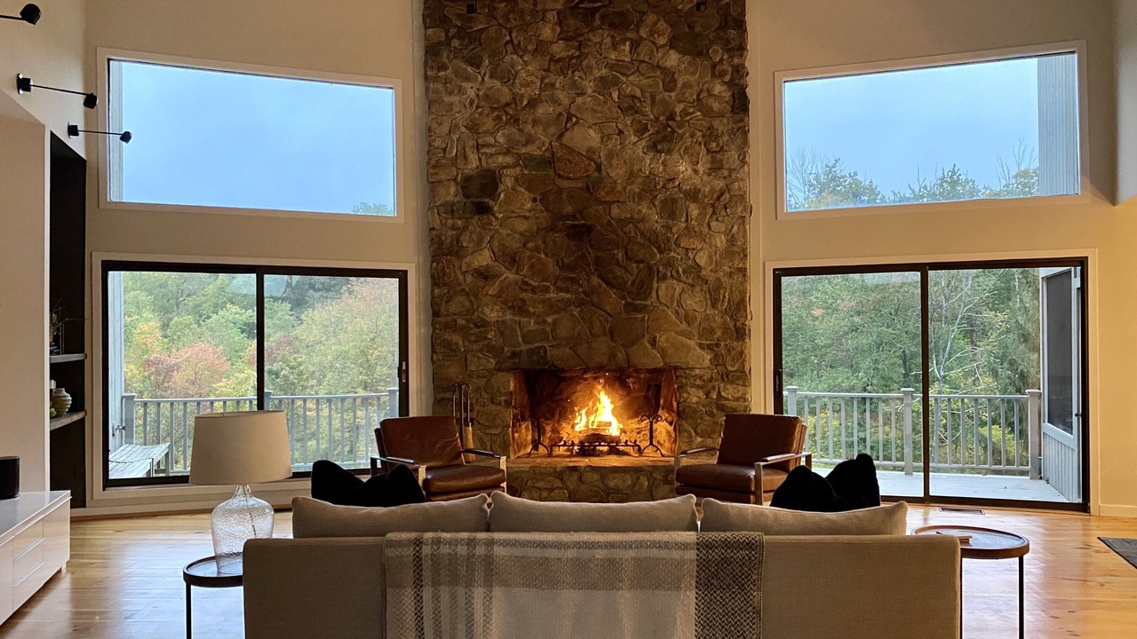 Photo of Livingroom in Redding Ridge