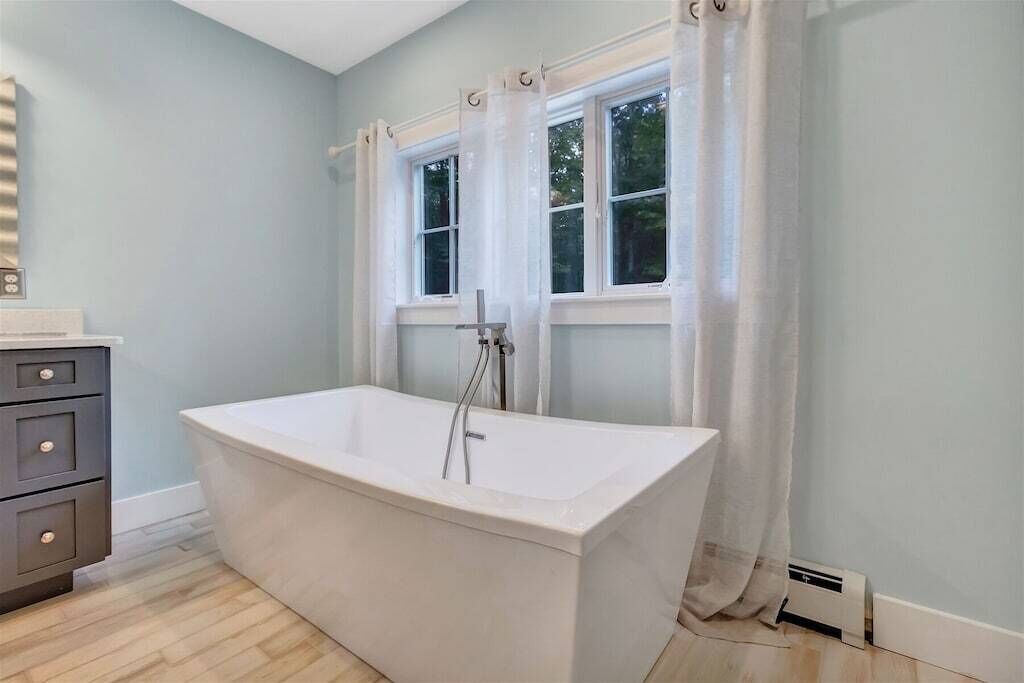 Photo of Bathroom in Ogunquit