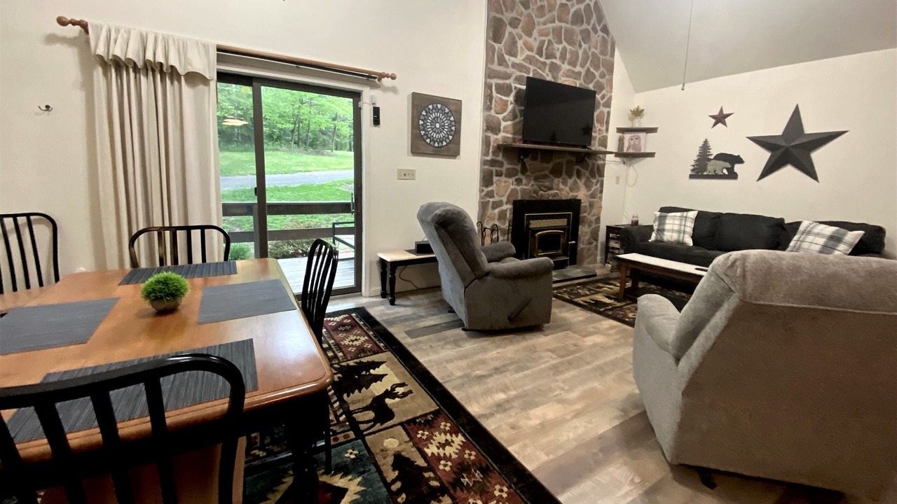 Photo of Livingroom in Dushore