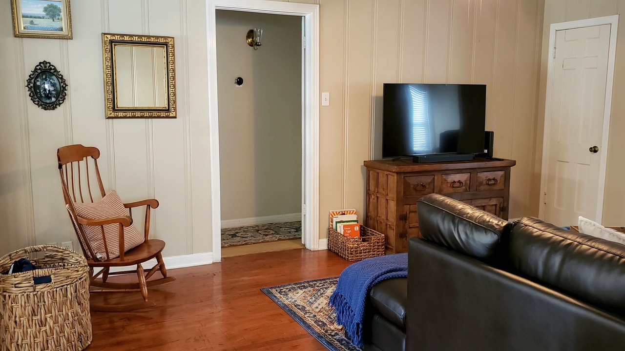 Photo of Livingroom in Tyler