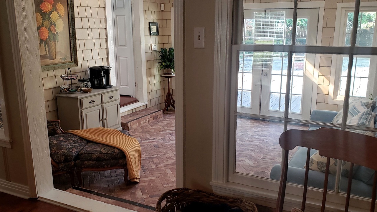 Photo of Livingroom in Tyler