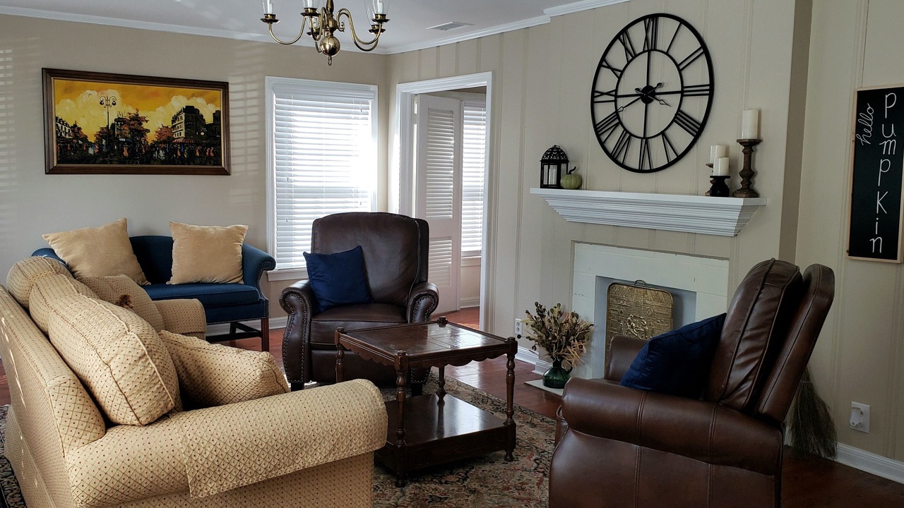 Photo of Livingroom in Tyler