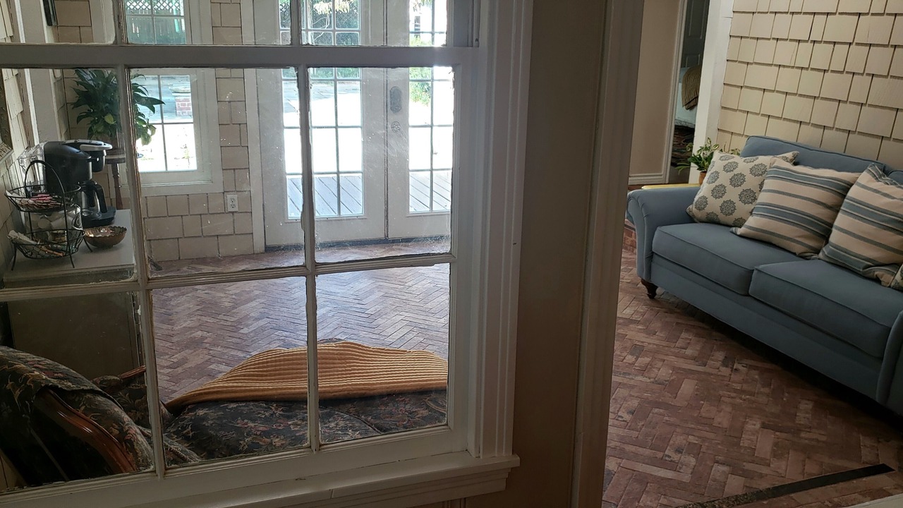 Photo of Livingroom in Tyler