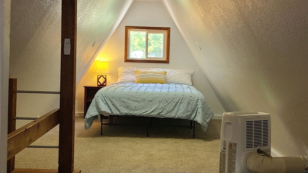 Photo of Bedroom in Gravois Mills