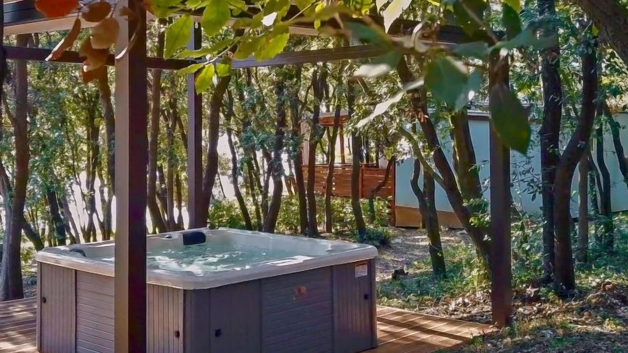 Photo of Outdoor in Bale