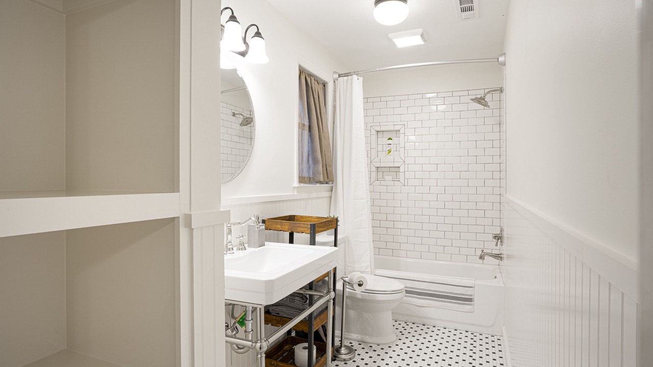 Photo of Bathroom in Thompson's Station