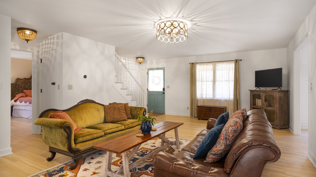 Photo of Livingroom in Thompson's Station