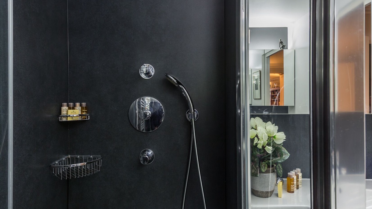 Photo of Bathroom in Odeon