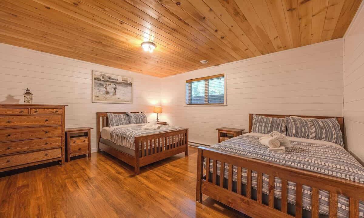 Photo of Bedroom in Petite-Riviere-Saint-Francois