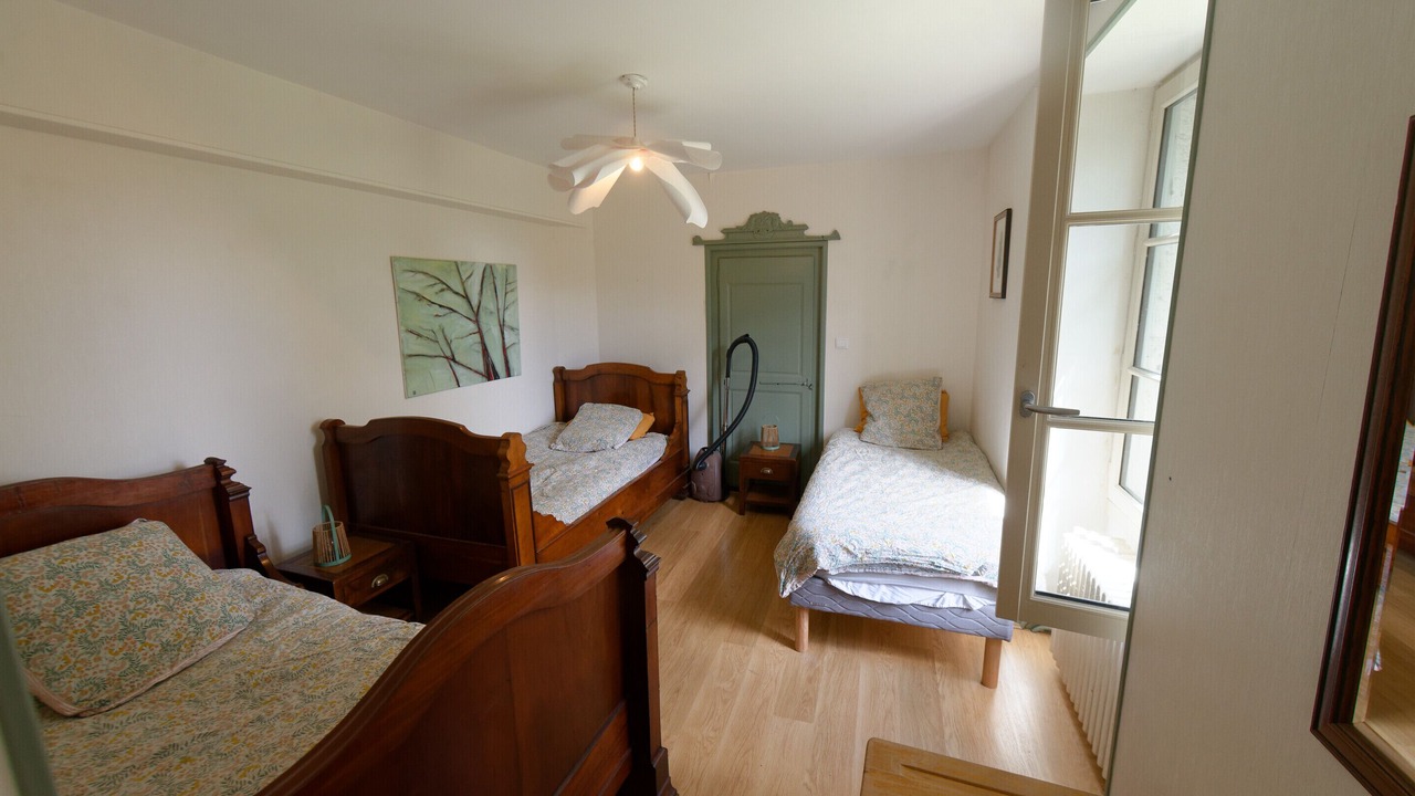 Photo of Bedroom in Saint-Dye-sur-Loire