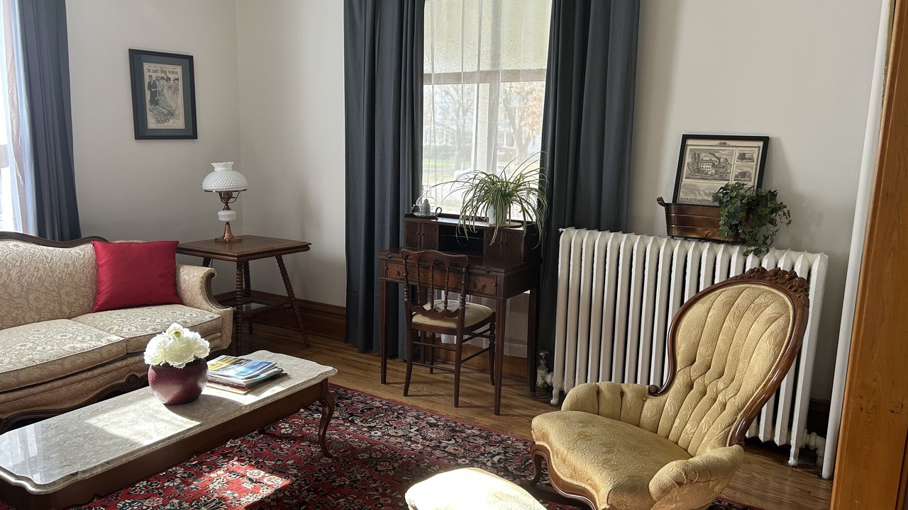 Photo of Livingroom in Storm Lake