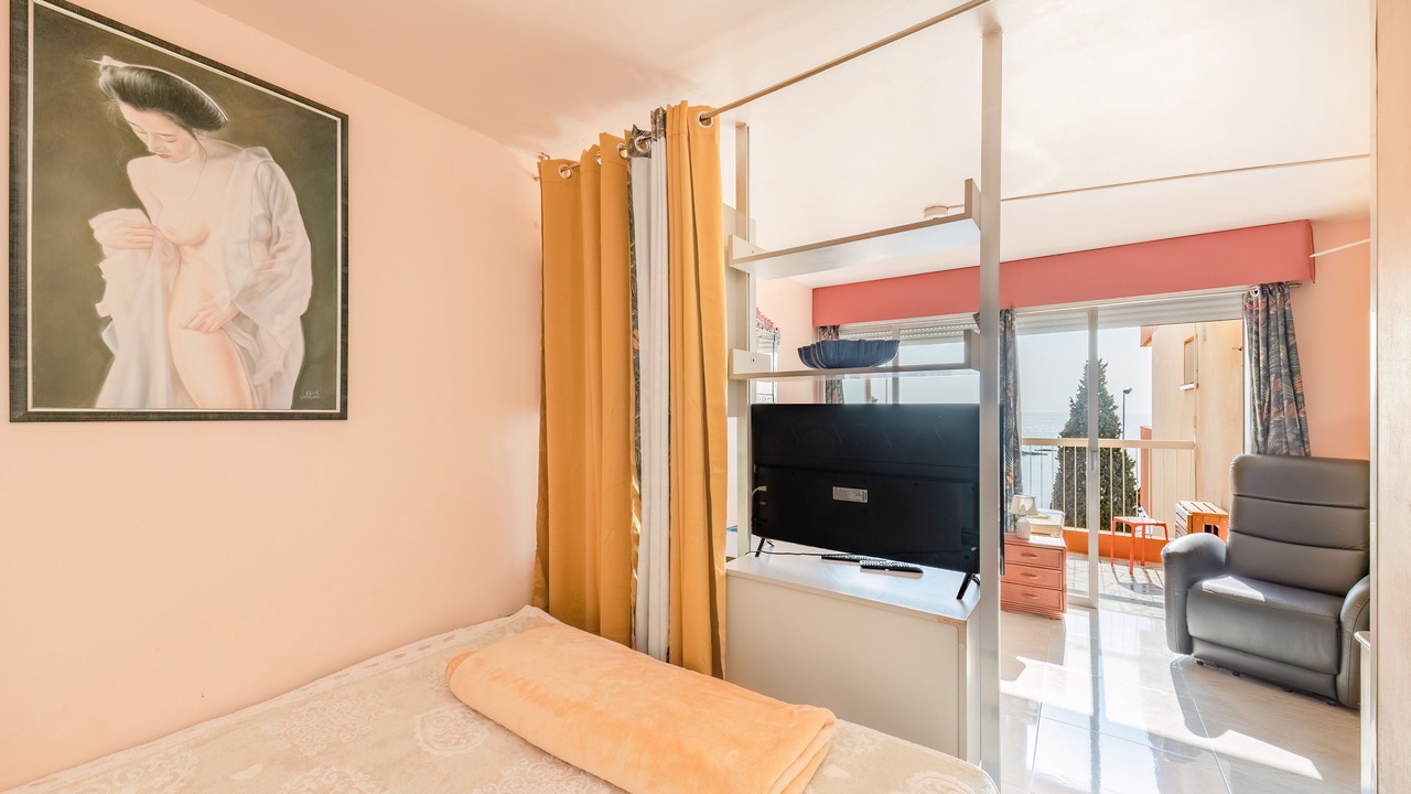 Photo of Bedroom in Boulouris-sur-Mer