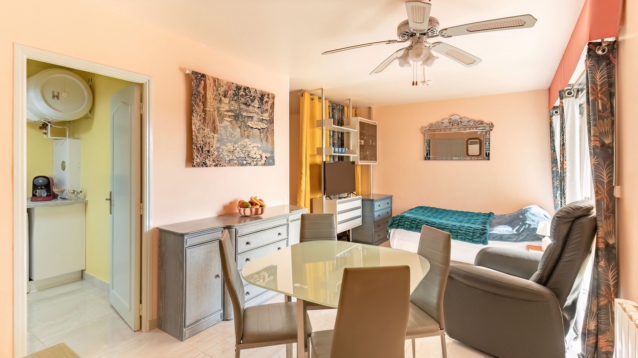 Photo of Bedroom in Boulouris-sur-Mer