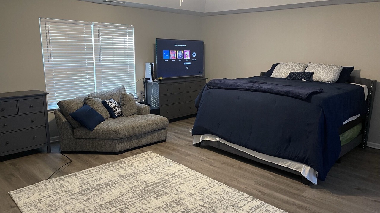 Photo of Bedroom in Cliftondale