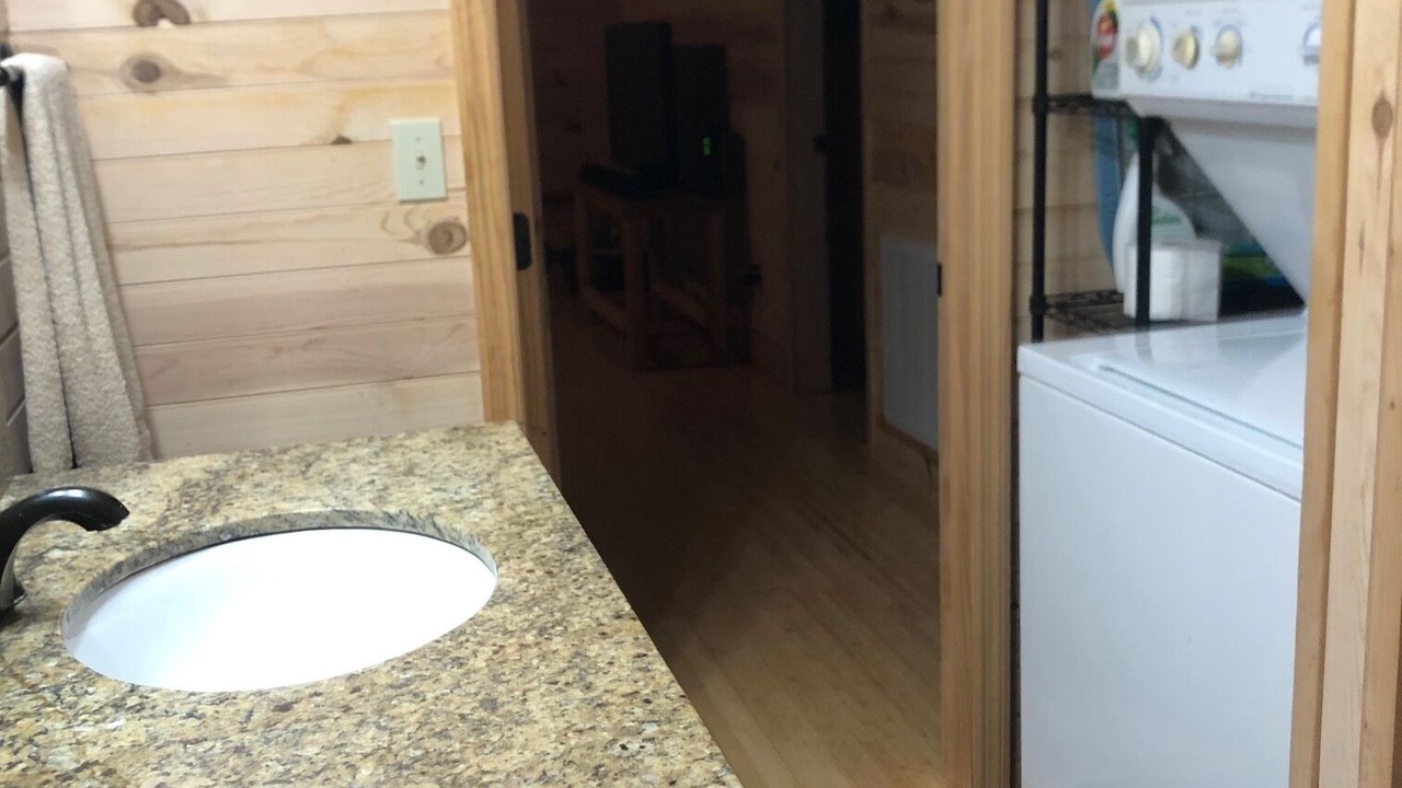 Photo of Bathroom in Oneida