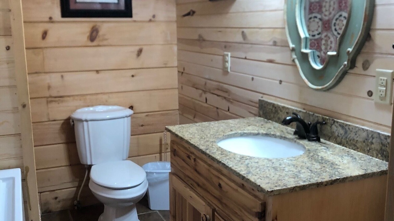 Photo of Bathroom in Oneida