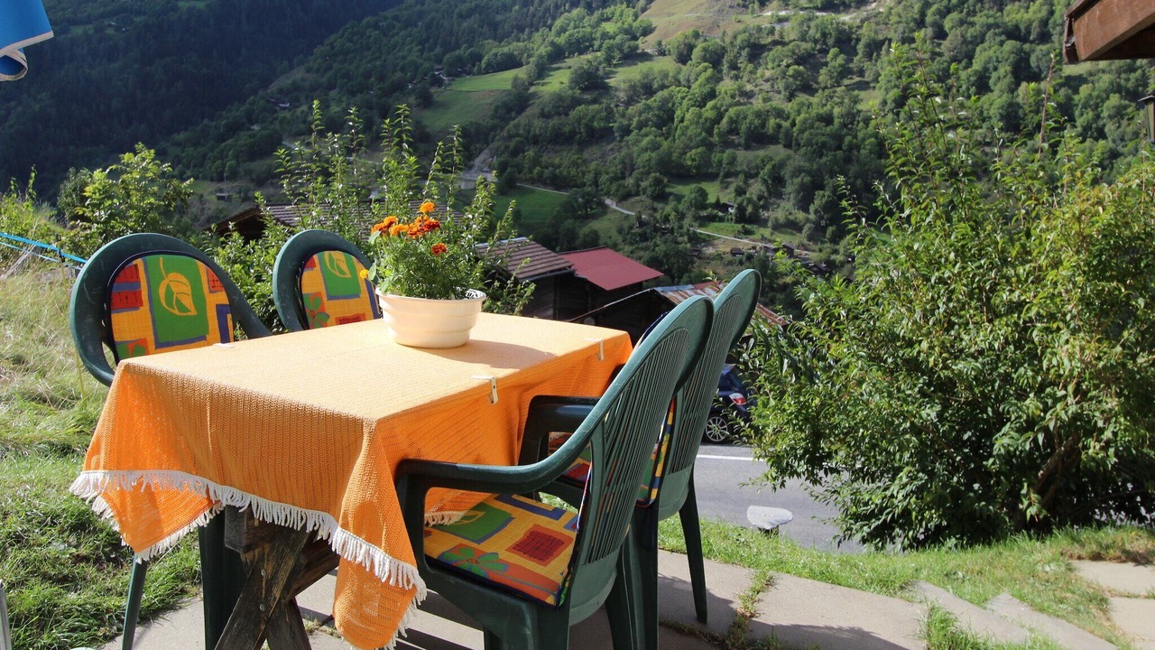 Photo of Patio Balcony in Bister