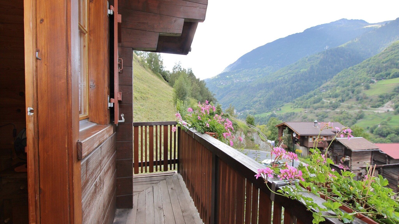 Photo of Patio Balcony in Bister