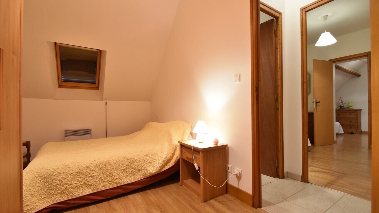 Photo of Others in Uzech