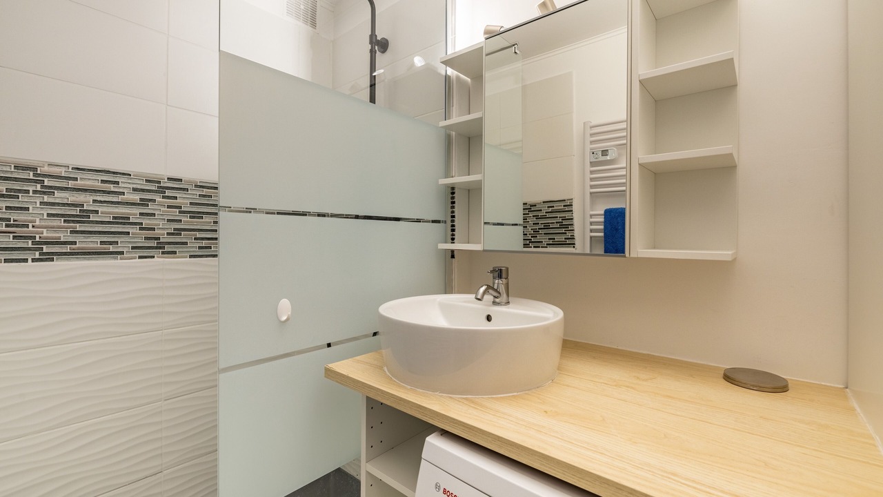 Photo of Bathroom in Branville