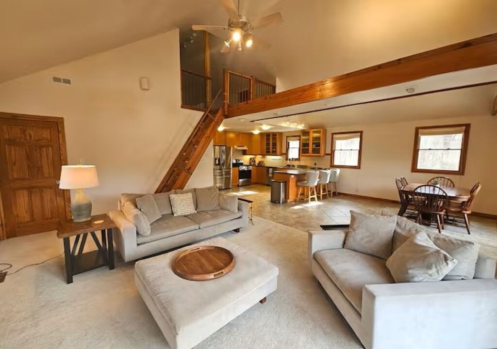 Photo of Livingroom in Pittsboro