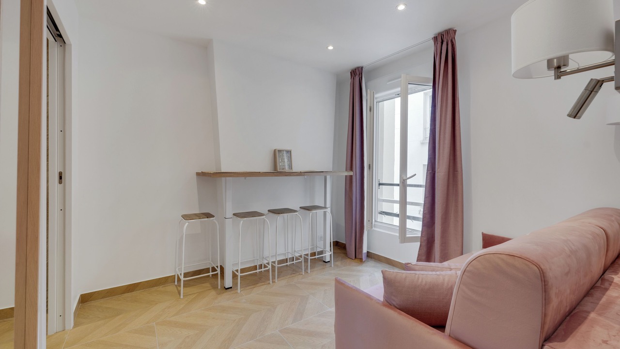 Photo of Livingroom in Pere Lachaise