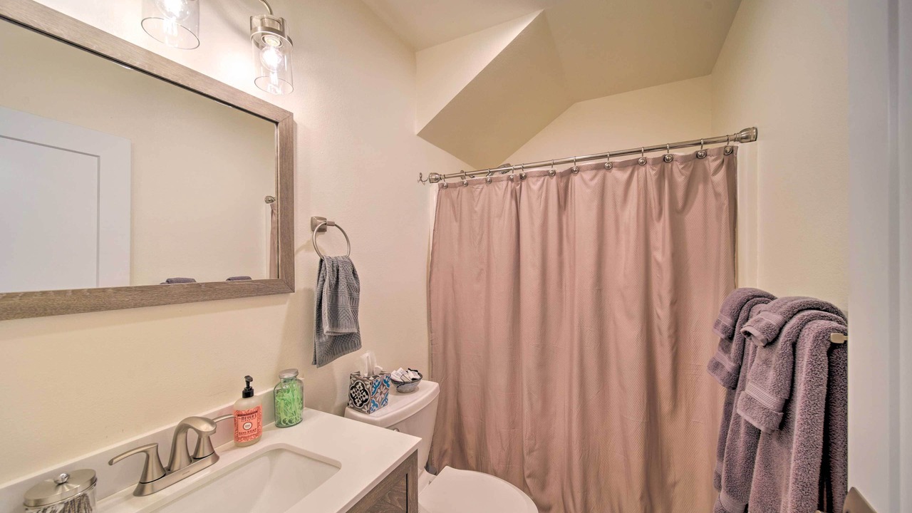 Photo of Bathroom in Junction City