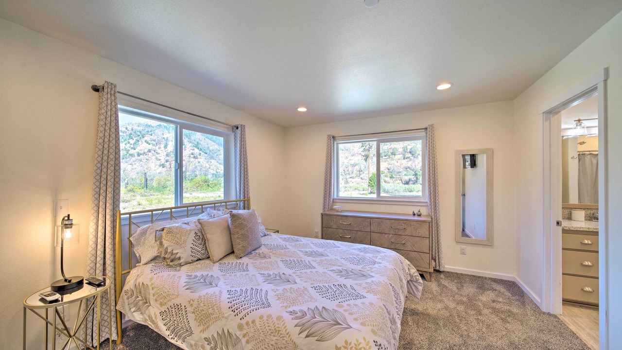 Photo of Bathroom in Junction City