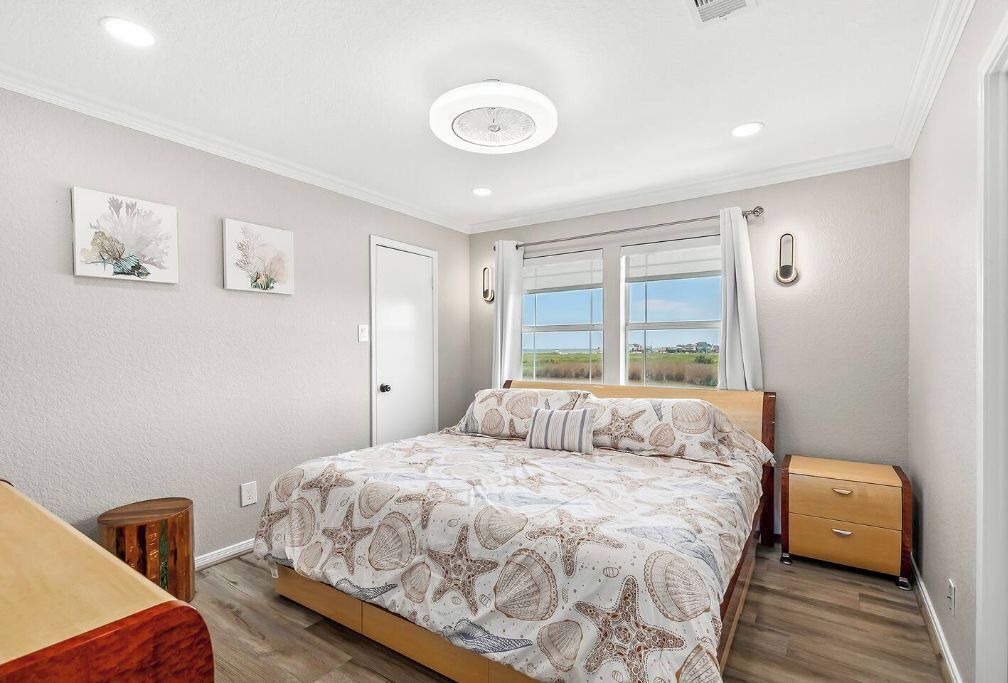 Photo of Bedroom in Surfside Beach
