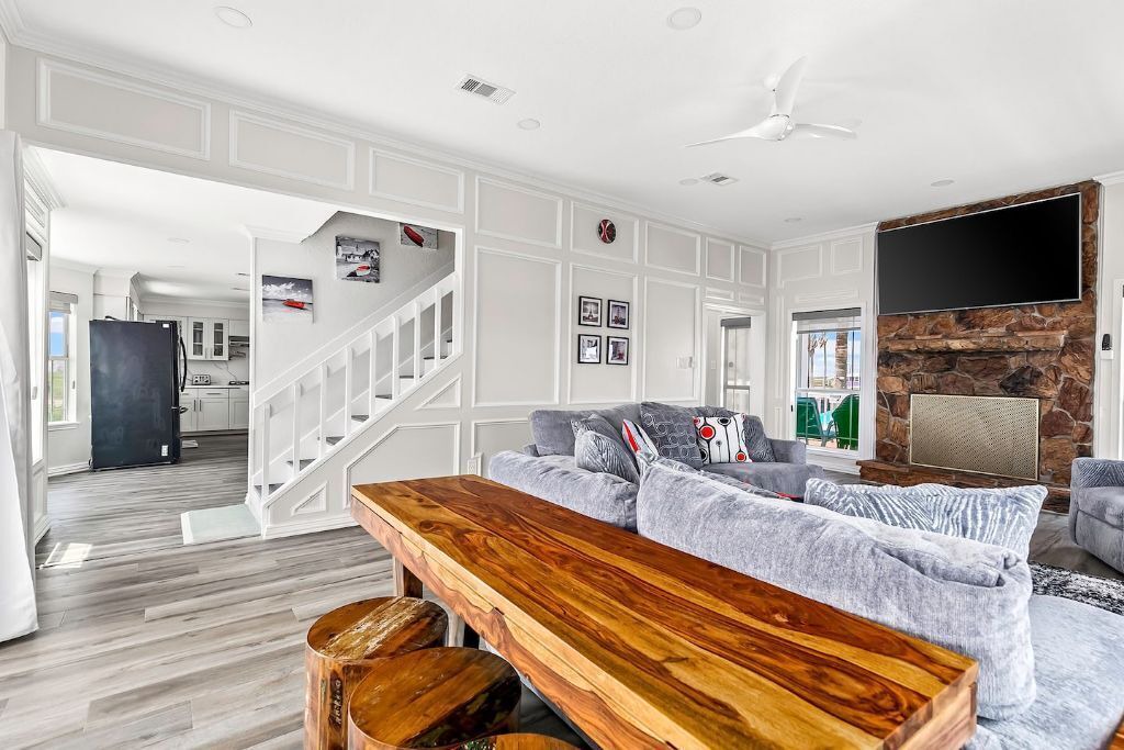 Photo of Livingroom in Surfside Beach