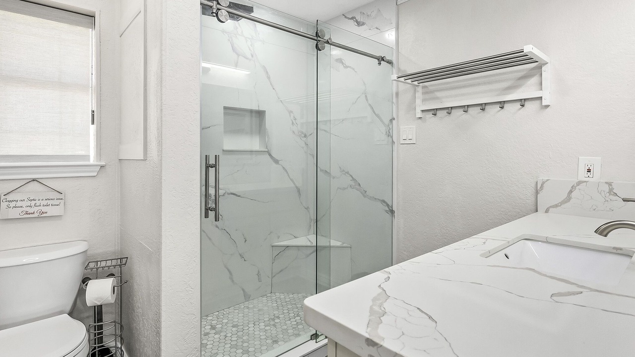 Photo of Bathroom in Surfside Beach