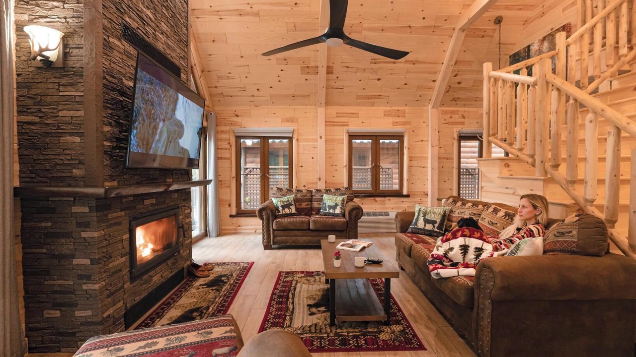 Photo of Livingroom in Long Lake