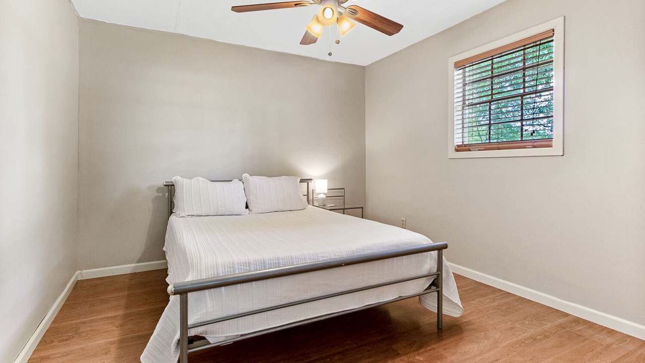 Photo of Bedroom in Butte La Rose