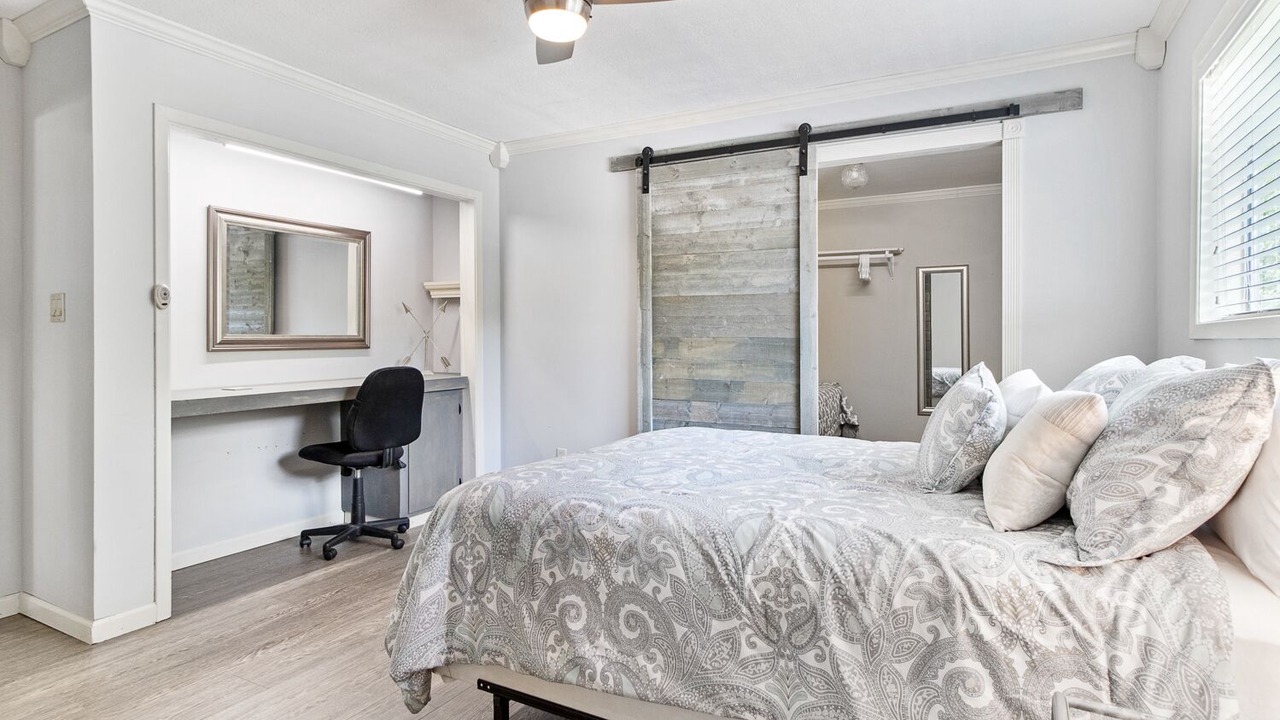 Photo of Bedroom in Butte La Rose