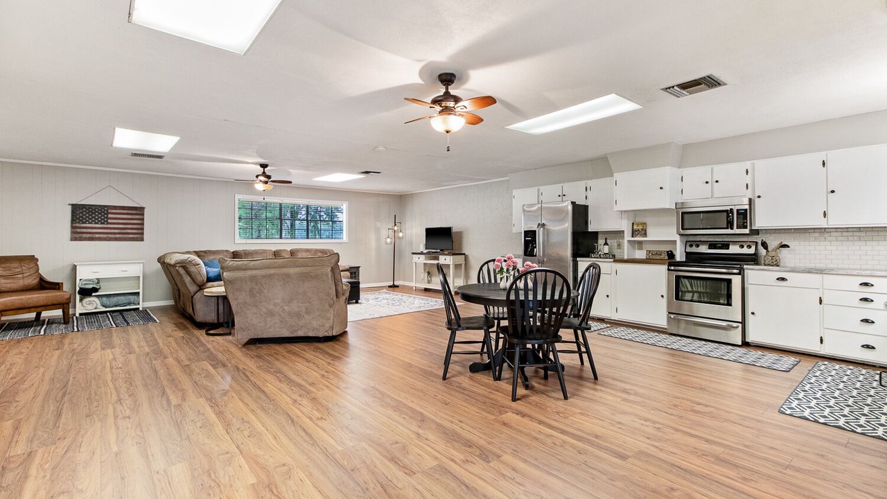 Photo of Livingroom in Butte La Rose