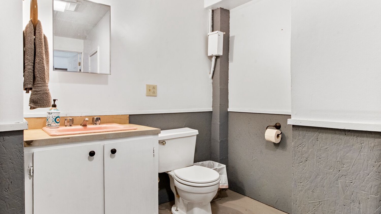 Photo of Bathroom in Butte La Rose