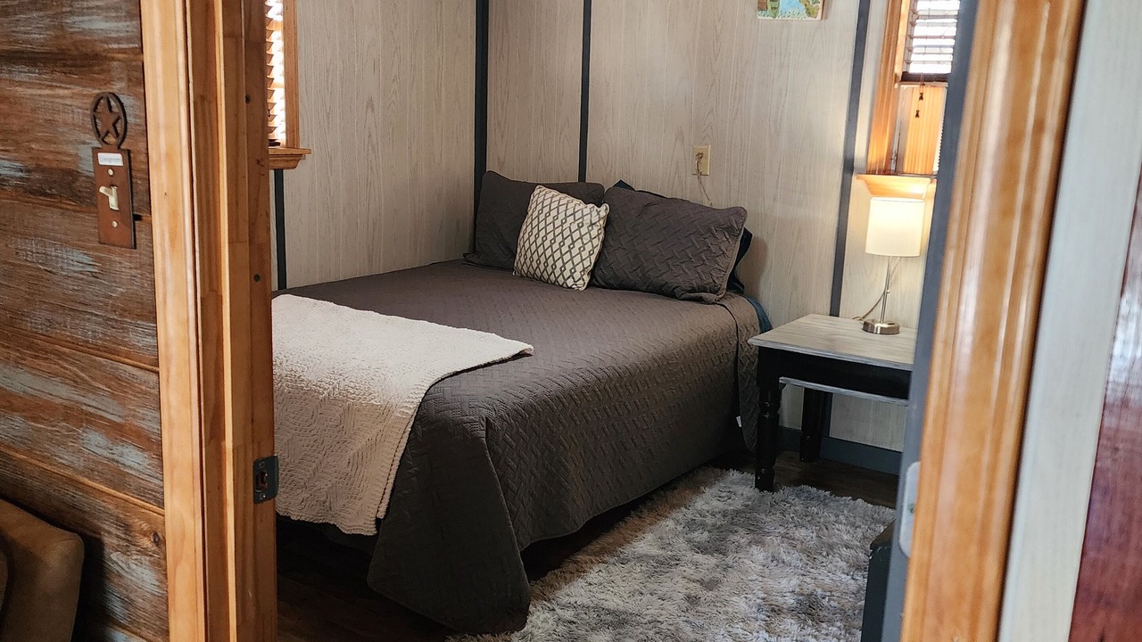 Photo of Bedroom in Ridgeville