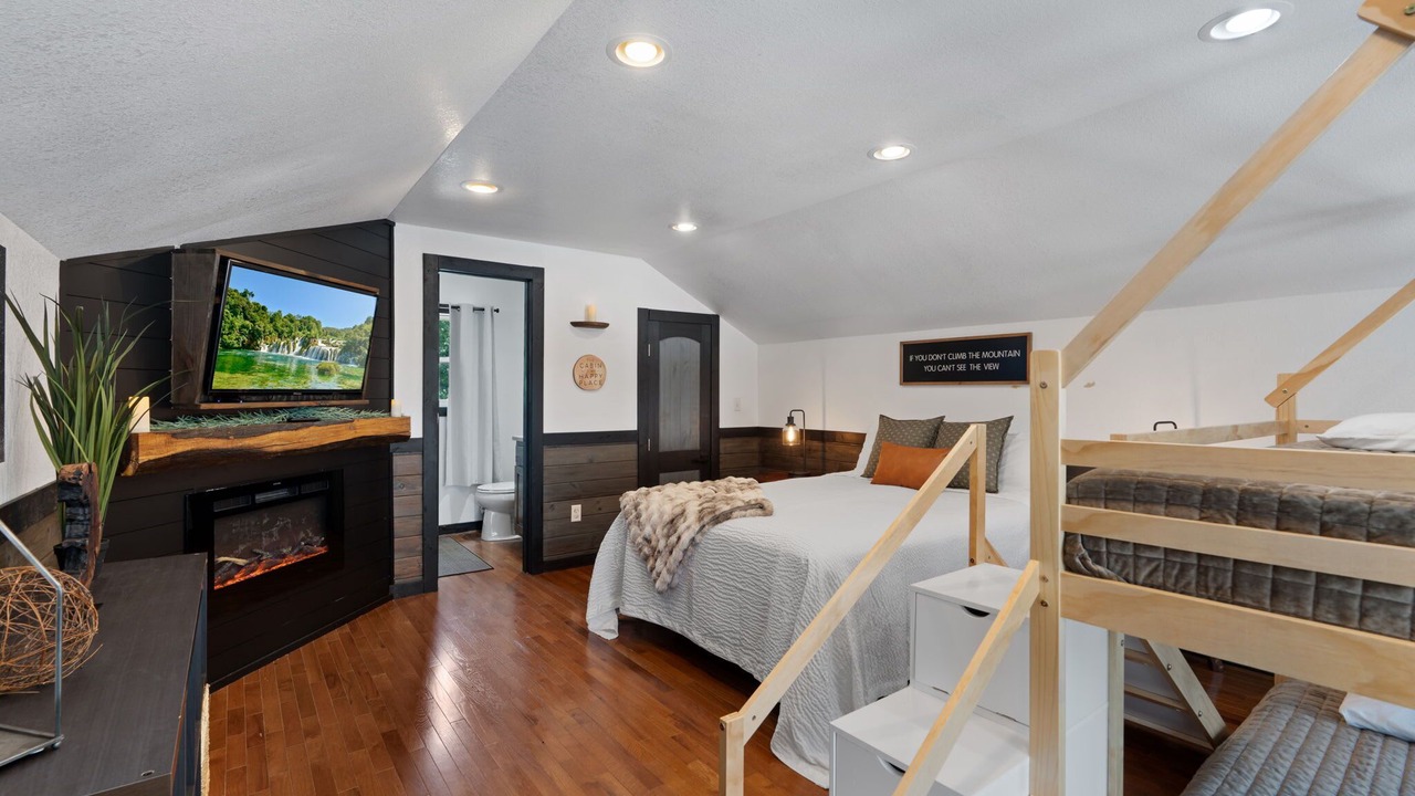 Photo of Bedroom in Bryant