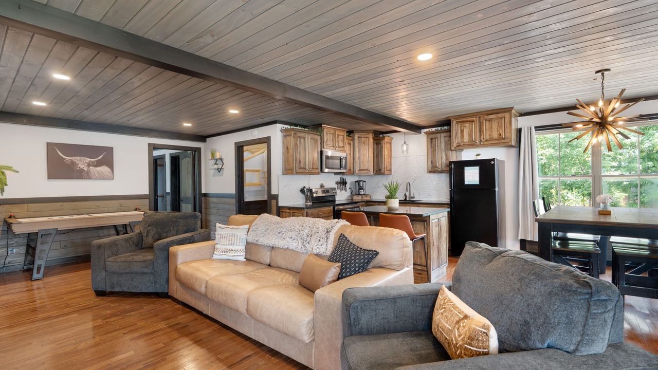 Photo of Livingroom in Bryant
