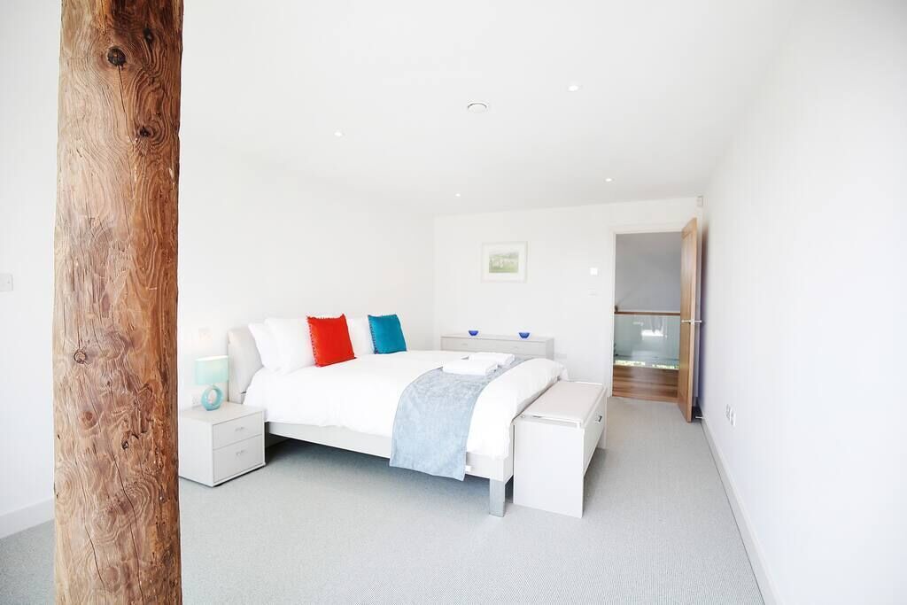 Photo of Others in Compton Martin