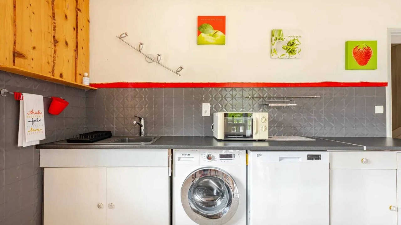 Photo of Others in Lezat