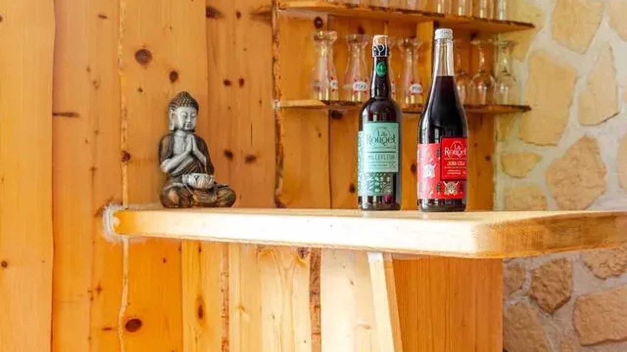 Photo of Others in Lezat