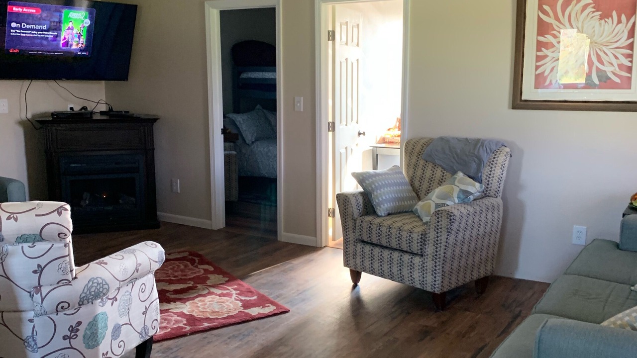 Photo of Livingroom in Cameron Mills