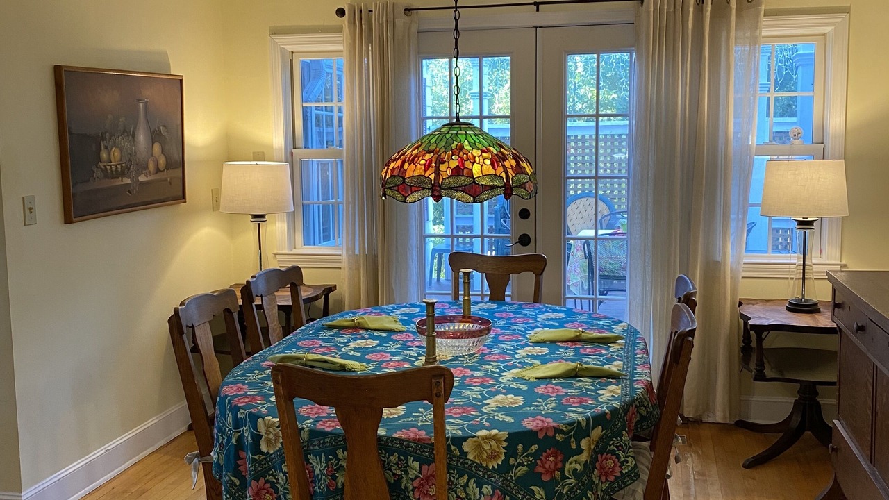 Photo of Livingroom in Middlebury